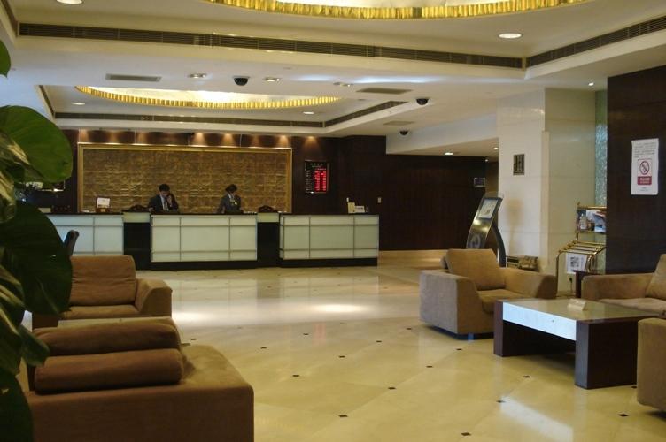 River Front Business Hotel Shanghai Exterior photo
