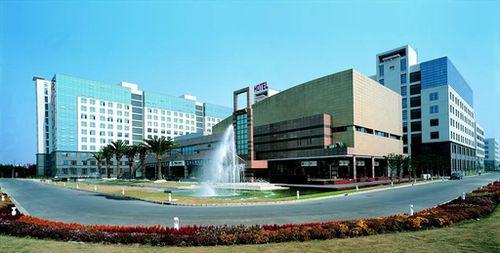 River Front Business Hotel Shanghai Exterior photo